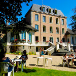 Students outside the renowned CIEL Bretagne language school located in Brest, France