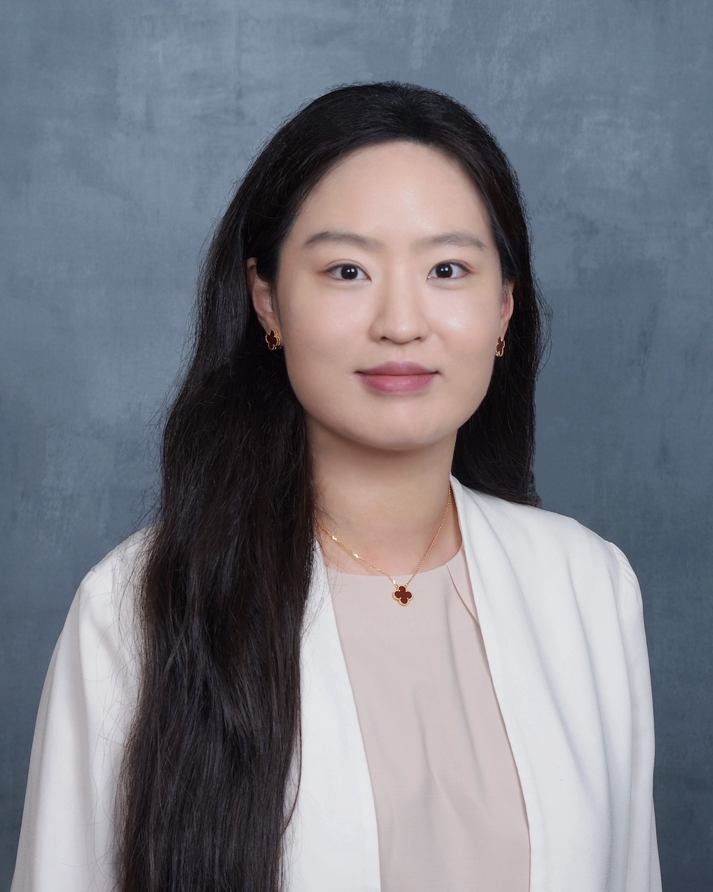 A photo of Yunting Yin